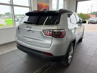 Jeep Compass 2025 4x4 Limited 4 puertas SUV