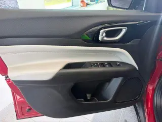 Jeep Compass 2025 4x4 Limited 4 puertas SUV
