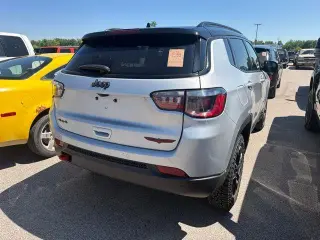 Jeep Compass 2025 4x4 Trailhawk 4 puertas SUV