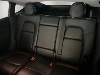 Tesla Model Y 2025 AWD Long Range 4p Crossover