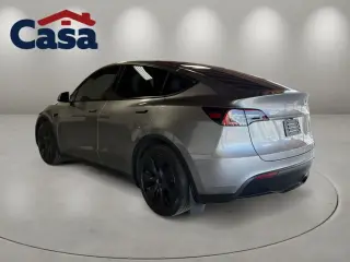 Tesla Model Y 2025 AWD Long Range 4p Crossover