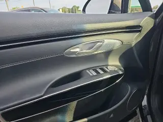 Genesis GV70 2025 AWD 2.5T Standard 4p SUV