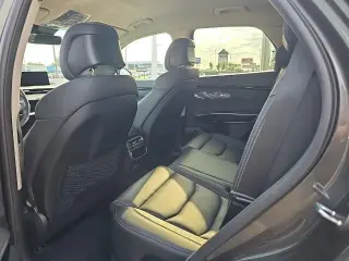 Genesis GV70 2025 AWD 2.5T Standard 4p SUV