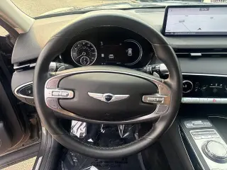 Genesis GV70 2025 AWD 2.5T Standard 4p SUV