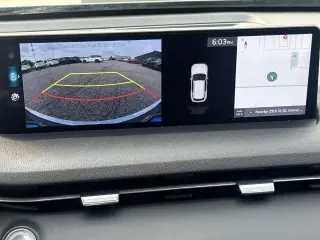 Genesis GV70 2025 AWD 2.5T Standard 4p SUV