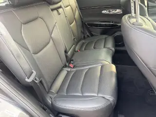 Genesis GV70 2025 AWD 2.5T Standard 4p SUV