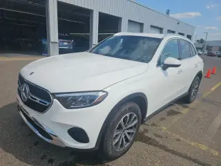 Mercedes-Benz GLC 2024 AWD GLC 300 4MATIC® 4p SUV