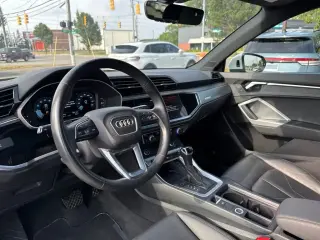 Audi Q3 2024 AWD quattro S line Premium 45 TFSI 4p SUV