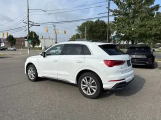 Audi Q3 2024 AWD quattro S line Premium 45 TFSI 4p SUV