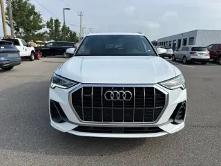 Audi Q3 2024 AWD quattro S line Premium 45 TFSI 4p SUV