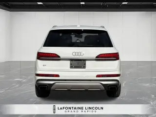 Audi Q7 2025 AWD quattro Premium Plus 55 TFSI 4p SUV