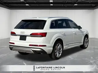 Audi Q7 2025 AWD quattro Premium Plus 55 TFSI 4p SUV