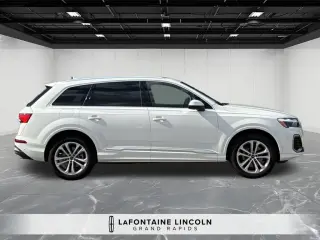 Audi Q7 2025 AWD quattro Premium Plus 55 TFSI 4p SUV
