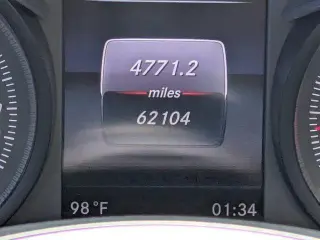 Mercedes-Benz Clase C 2018 C 300 4 puertas Sedan