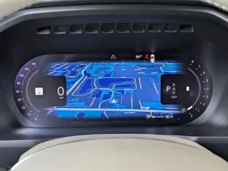 Volvo XC90 2024 AWD B6 Plus Tema Brillante 7 Pasajeros 4 puertas SUV