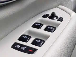 Volvo XC90 2022 AWD T6 Momentum 7 pasajeros 4 puertas SUV