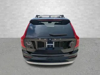Volvo XC90 2022 AWD T6 Momentum 7 pasajeros 4 puertas SUV