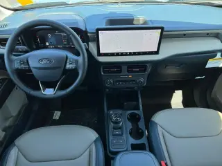 Ford Maverick 2026 AWD Lariat 4 puertas SuperCrew con caja de 4.5 pies