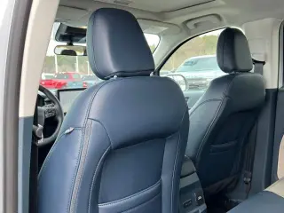 Ford Maverick 2026 AWD Lariat 4 puertas SuperCrew con caja de 4.5 pies