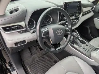 Toyota Highlander 2020 AWD XLE 4p SUV