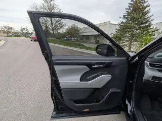 Toyota Highlander 2020 AWD XLE 4p SUV