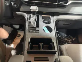 Toyota Sienna 2025 XLE 8-Pasajeros 4p Minivan