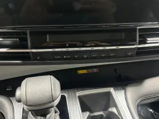 Toyota Sienna 2025 XLE 8-Pasajeros 4p Minivan