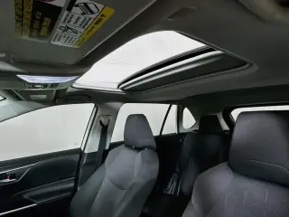 Toyota RAV4 2025 XLE 4 puertas SUV