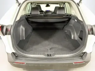 Toyota RAV4 2025 XLE 4 puertas SUV