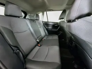 Toyota RAV4 2025 XLE 4 puertas SUV