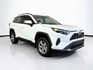 Toyota RAV4 2025 XLE 4 puertas SUV