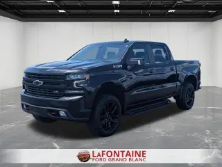Chevrolet Silverado 1500 Limited 2022 4x4 LT Trail Boss 4 puertas Cabina Crew 5.8 pies. SB