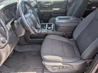 Chevrolet Silverado 1500 Limited 2022 4x4 LT Trail Boss 4 puertas Cabina Crew 5.8 pies. SB