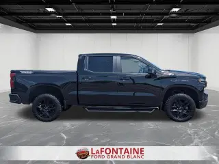 Chevrolet Silverado 1500 Limited 2022 4x4 LT Trail Boss 4 puertas Cabina Crew 5.8 pies. SB
