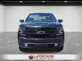 Chevrolet Silverado 1500 Limited 2022 4x4 LT Trail Boss 4 puertas Cabina Crew 5.8 pies. SB