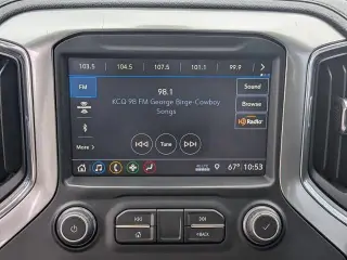 Chevrolet Silverado 1500 2019 4x4 LT 4 puertas Cabina Crew 5.8 pies. Caja corta