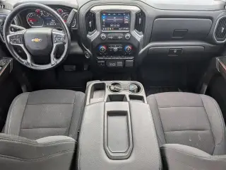 Chevrolet Silverado 1500 2019 4x4 LT 4 puertas Cabina Crew 5.8 pies. Caja corta