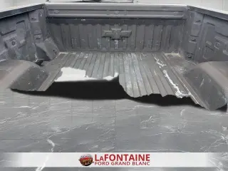 Chevrolet Silverado 1500 2019 4x4 LT 4 puertas Cabina Crew 5.8 pies. Caja corta