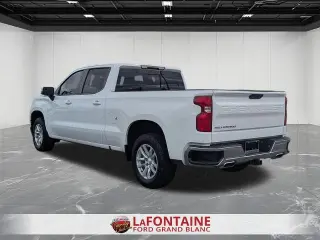 Chevrolet Silverado 1500 2019 4x4 LT 4 puertas Cabina Crew 5.8 pies. Caja corta
