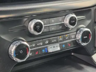 Ford F-150 2024 4x4 Lariat 4 puertas SuperCrew 6.5 pies. SB