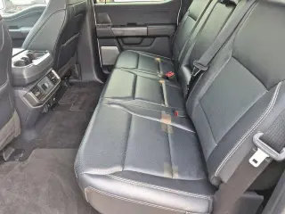 Ford F-150 2024 4x4 Lariat 4 puertas SuperCrew 6.5 pies. SB