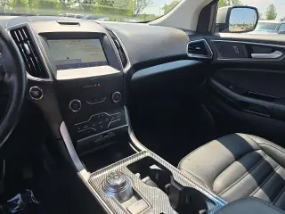 Ford Edge 2019 SEL 4dr Crossover