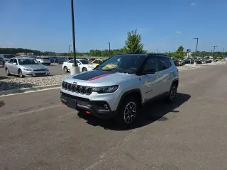 Jeep Compass 2025 4x4 Trailhawk 4p SUV