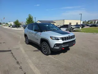 Jeep Compass 2025 4x4 Trailhawk 4p SUV