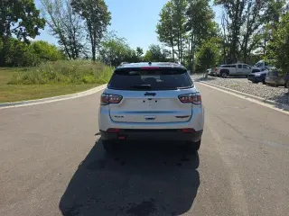 Jeep Compass 2025 4x4 Trailhawk 4p SUV