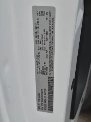 Ram ProMaster 2025 Tradesman 2500 136 WB 3dr Low Roof Cargo Van con asiento para pasajeros