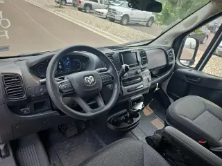 Ram ProMaster 2025 Tradesman 2500 136 WB 3dr Low Roof Cargo Van con asiento para pasajeros