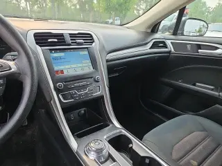 Ford Fusion 2018 SE 4dr Sedan