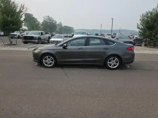 Ford Fusion 2018 SE 4dr Sedan