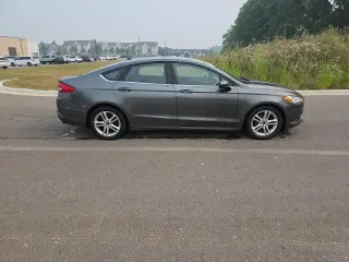 Ford Fusion 2018 SE 4dr Sedan